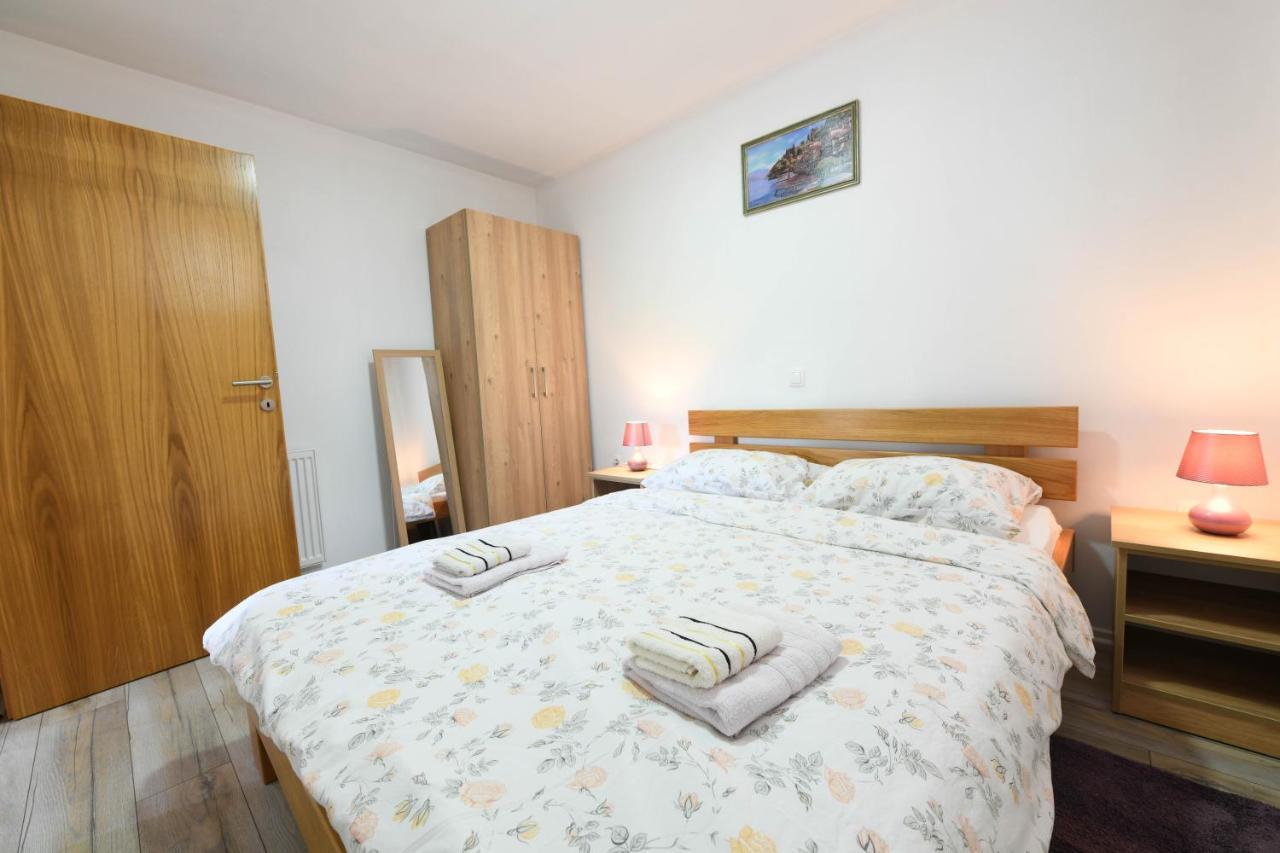 Apartman Jakov Rakovica Exterior foto